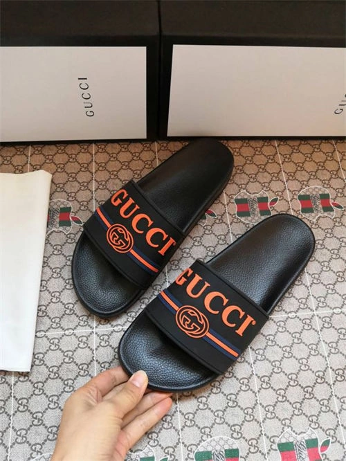 Lightweight Gocci Slipper 5709